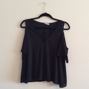 Lush | Black Flowy Criss-cross Cold Shoulder Top L